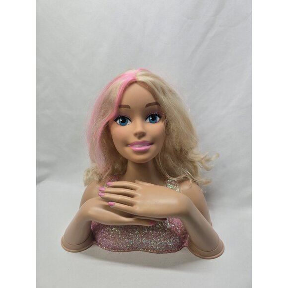 Just Play "Barbie" Styling Head Nails With Movable Hands 2016  Fashion Bust - Picture 13 of 16